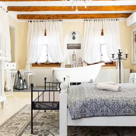 Videki Porta Guest house Herend